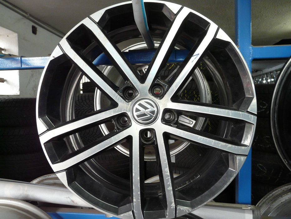 Felga aluminiowa Alufelga Vw Golf Gti 5x112 18 Cali 5G0601025AQ