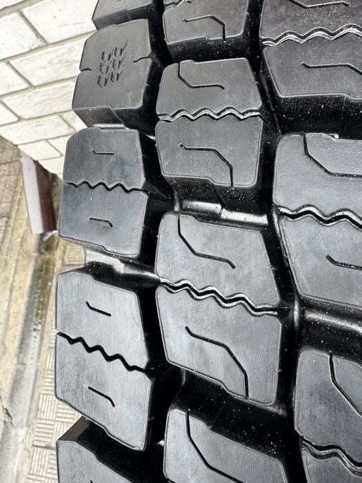 315/70/22.5-4 шт Мішелін RET 28.5cм оригінал з Німеччини.