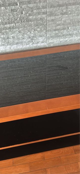Movel madeira maciça com vidro preto