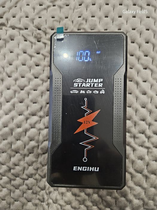 Бустер для авто с умным зажимом/ Power Bank/LED фонарём