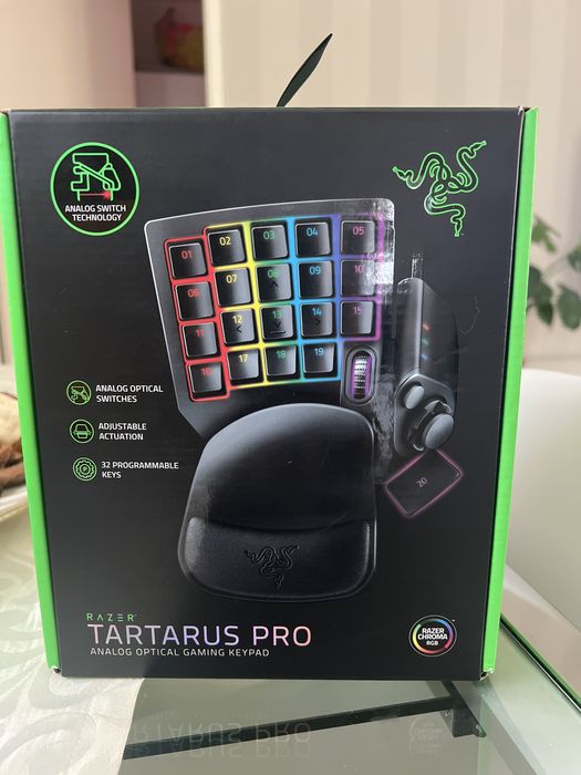 Tartarus Pro como novo