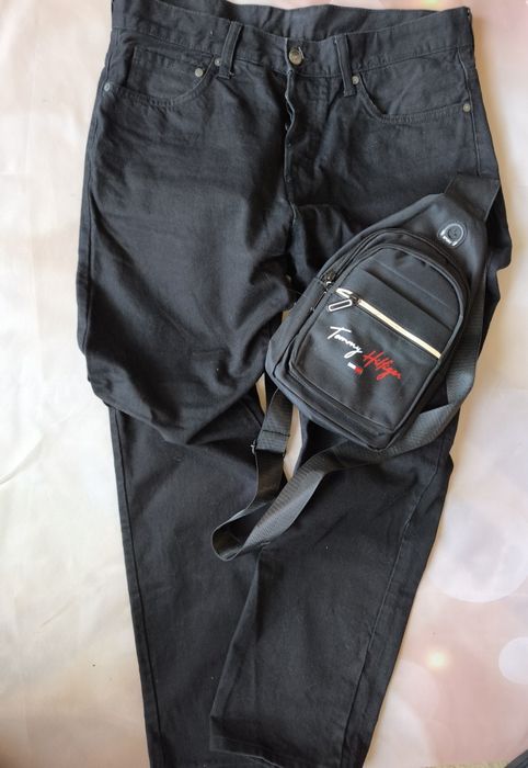 Spodnie jeansowe męskie czarne  33/32 jeans Denim H&M