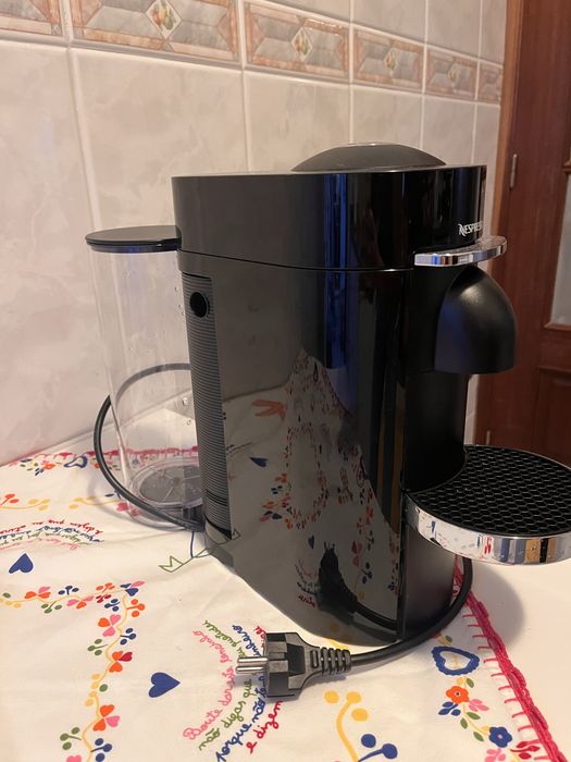Maquina nespresso Vertuo