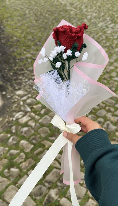 Bouquet de rosa em crochê – feito à mão (ideal para presente)
