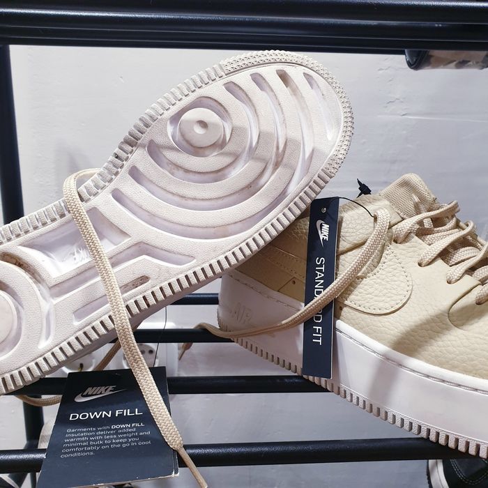 Nike жіночі кросівки air max force low оригінал нові 24см , 38.5. 38