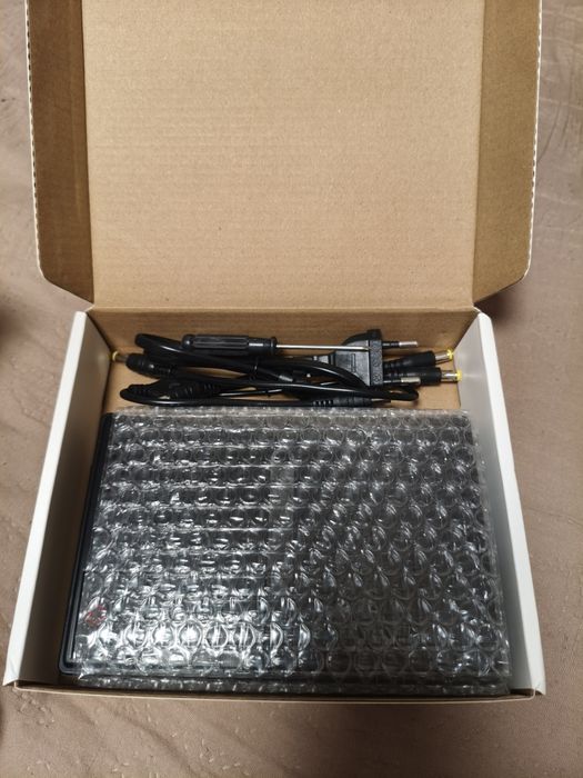 ДБЖ UPS для роутера, конвертера під змінні АКБ 18650 4шт !!В наявності