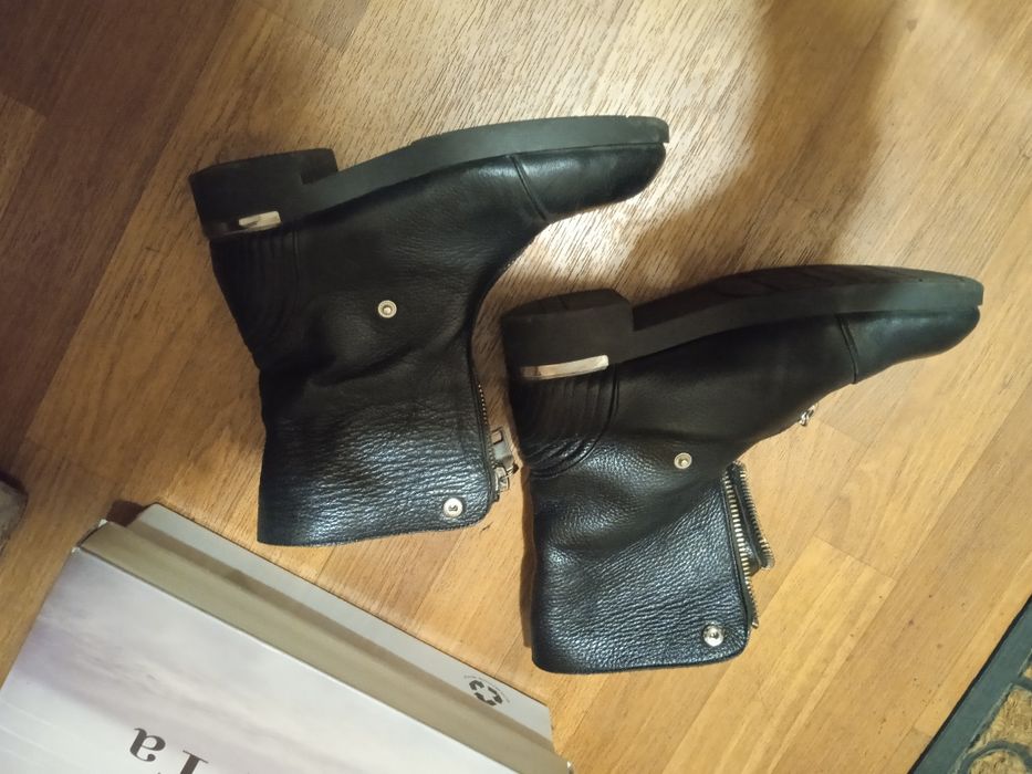 Ботинки 39,кожа,для девочек