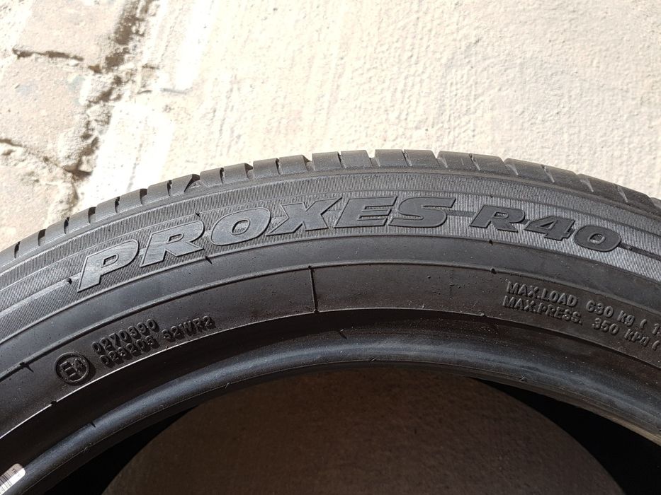 Toyo 215/50 R18 Japonia 7.5 mm