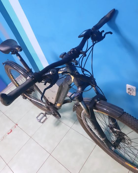 Електровелосипед Hunter 29