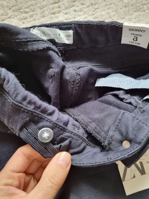 Продам новые джинсы Zara