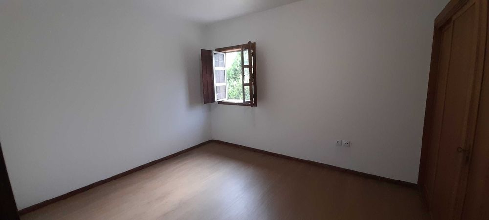 Andar Moradia T3 com 200m2 – Jugueiros, Felgueiras