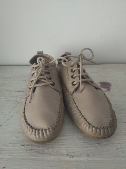 Sapatos em pele - fabrico artesanal, 37