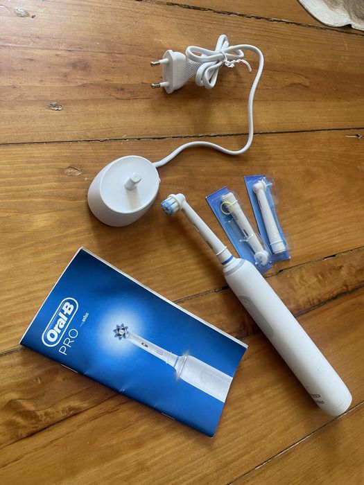 Escova de dentes elétrica