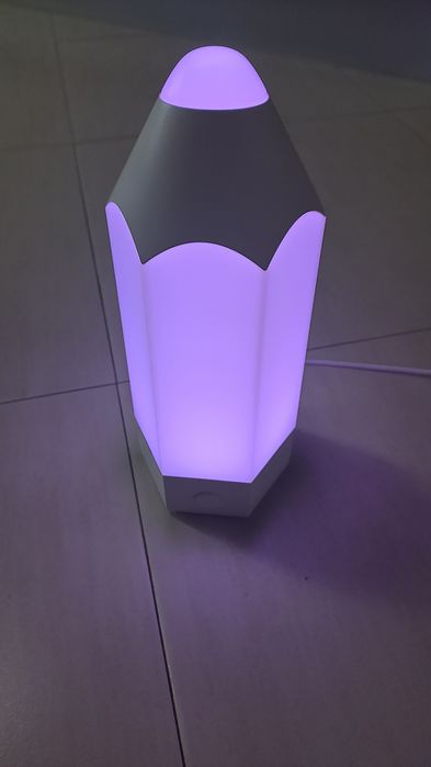 Candeeiro LED Ikea de mesa, multicor como Novo