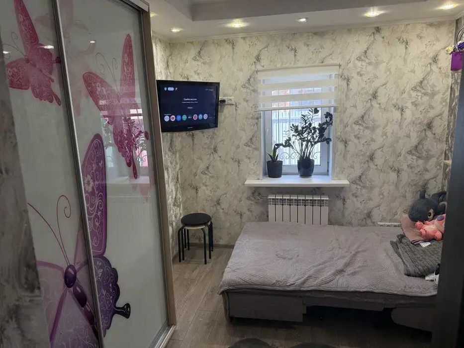 Продам будинок з якісним ремонтом у Полтаві, район Лісок