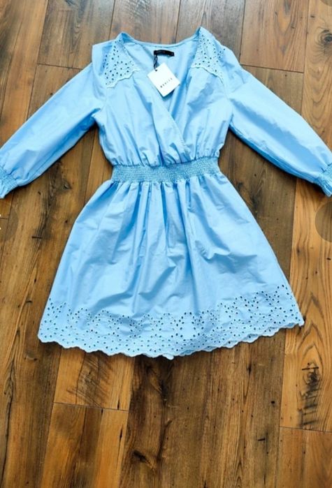 Błękitna ażurowa sukienka Glamour mohito S office casual