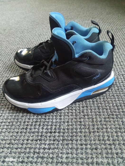 Buty damskie sportowe Jordan Stay Loyal 3 r. 38