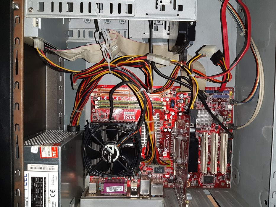 Komputer inter Core win7