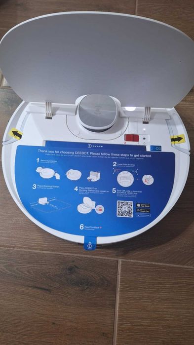 Robot sprzatajacy-mopujacy. Nowy