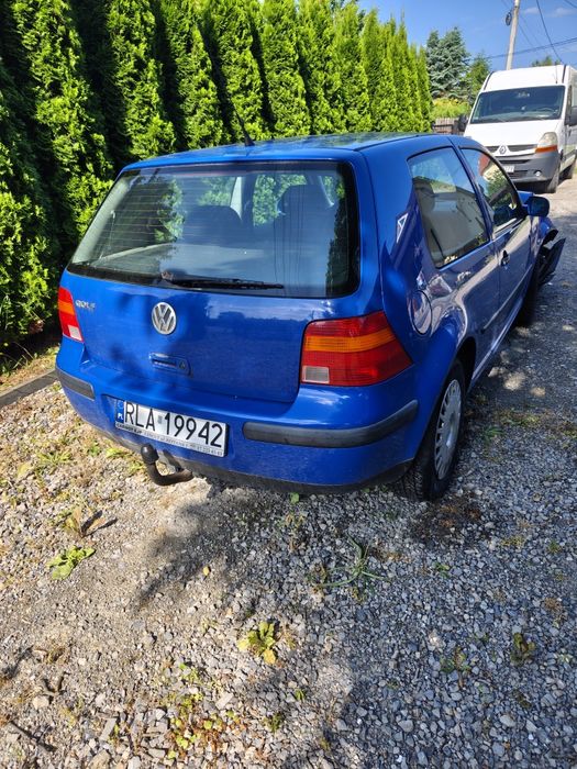 Golf po kolizji 1.9 TDI