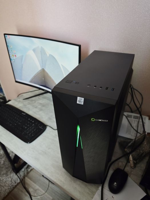 Продам системний блок Gamemax i7 10700 та монітор QUBE 27