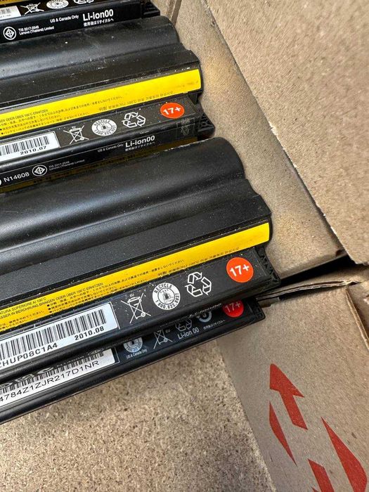 Оригінальна Батарея АКБ Lenovo 17+ |