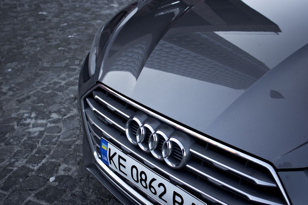 Audi A5 Coupe S-line Quattro • 2018 • 2.0 TFSI 252 к.c.