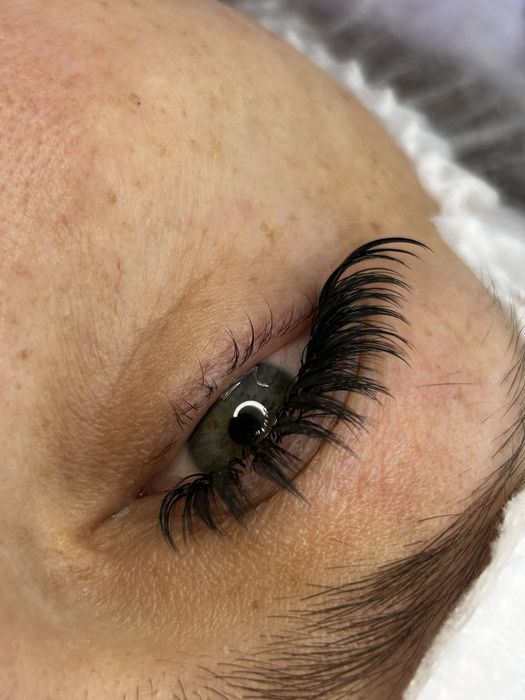 Наращивание ресниц ,обучение,лами бровей/ресниц/шевченсковский