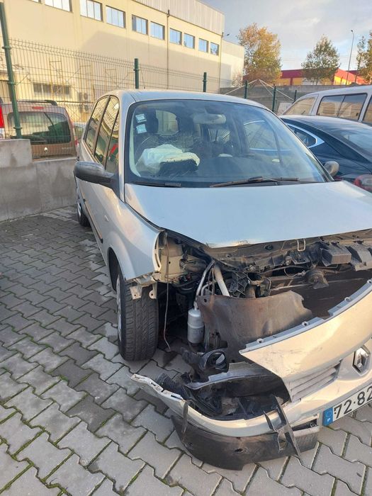 Renault Scenic 200364846560250499120