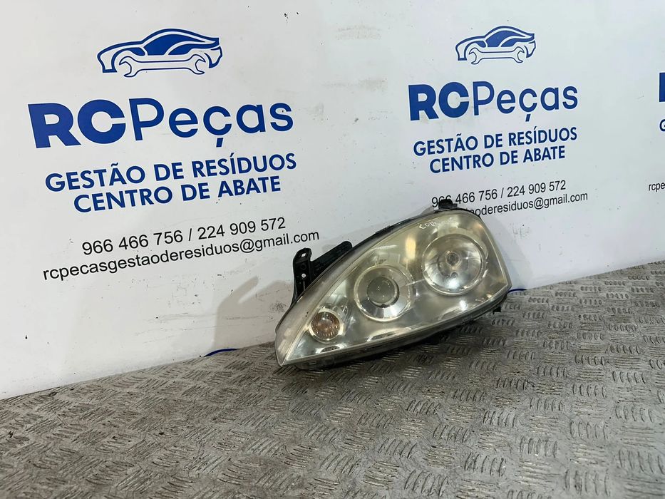 Otica Oticas Farol Direita Esquerda Opel Corsa C Original