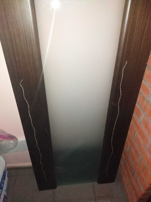 Межкомнатные двери с повреждениями шпона под восстановление: 300 грн ...