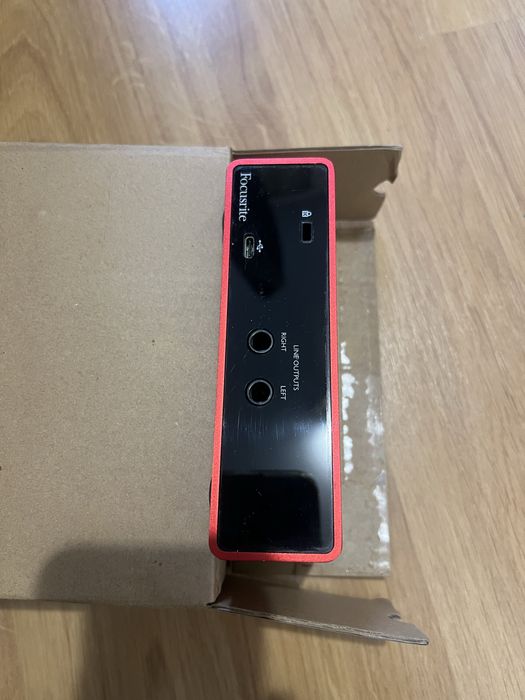 Звукова карта Focusrite Scarlett Solo 3rd Gen