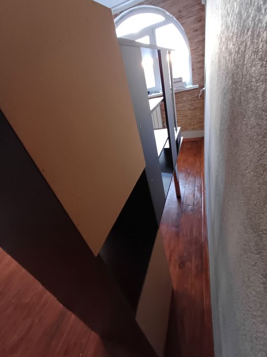 Комп'ютерний стіл. В хорошому стані. Вживаний, БУ