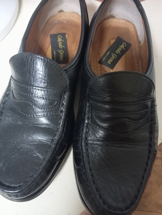 Sapatos pouco usados