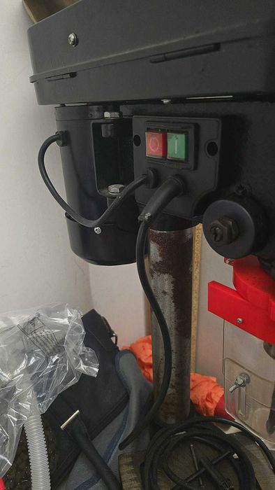 Berbequim / Furadora de coluna ZJ4113