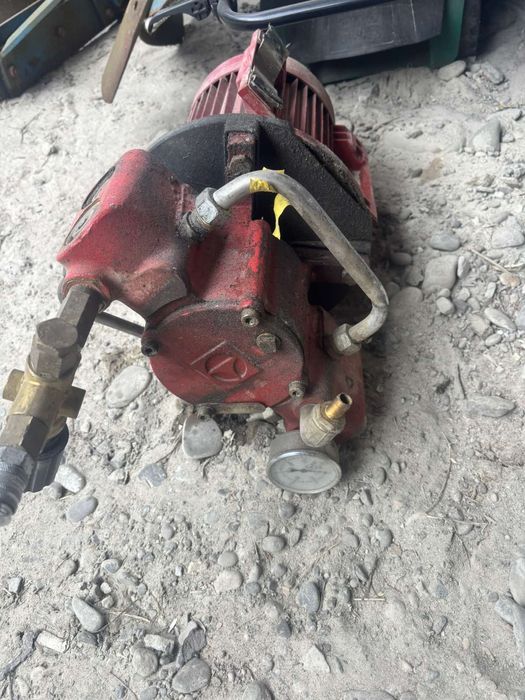 Мийка високого тиску , керхер