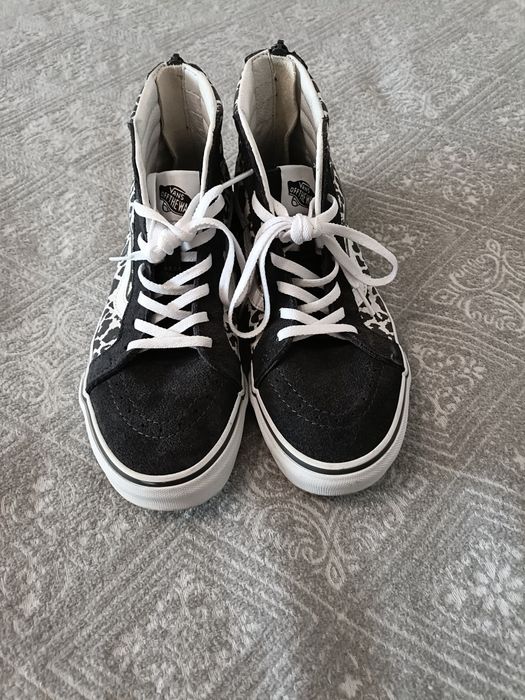 Vans tamanho 37 usadas 1 vez