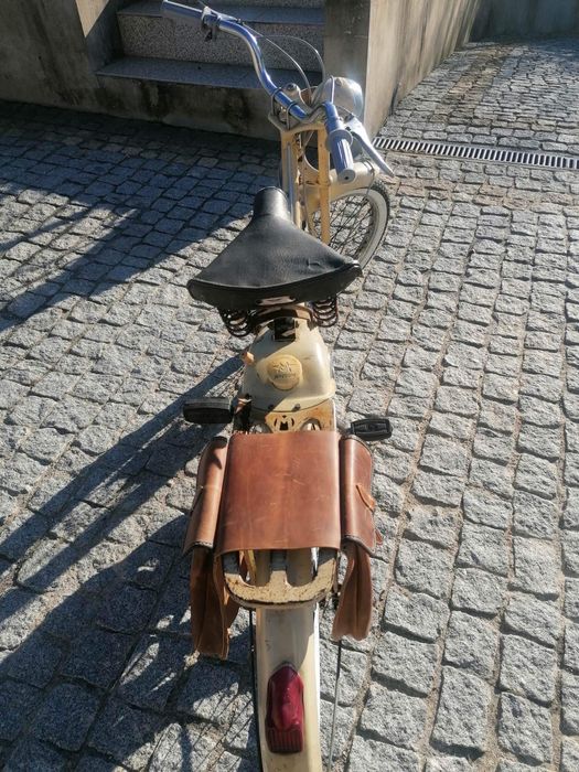 Bicicleta francesa av44 mobylette