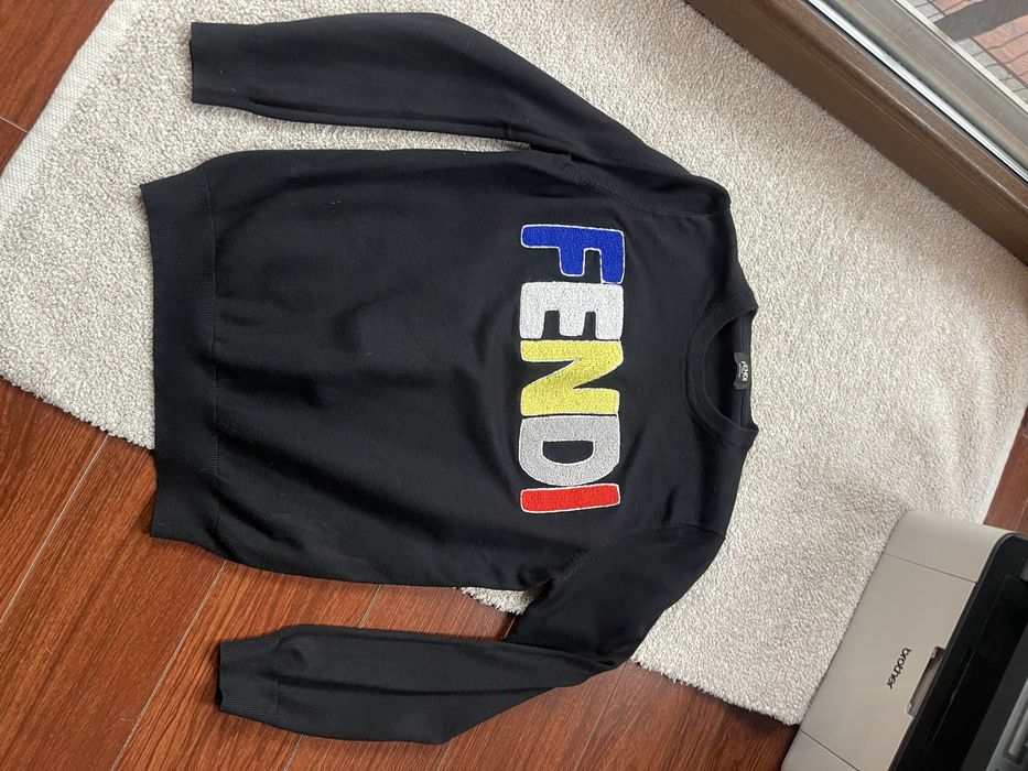 Fendi  meski czarny sweter L