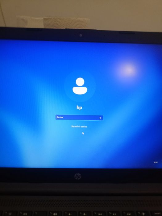 Laptop HP com carregador