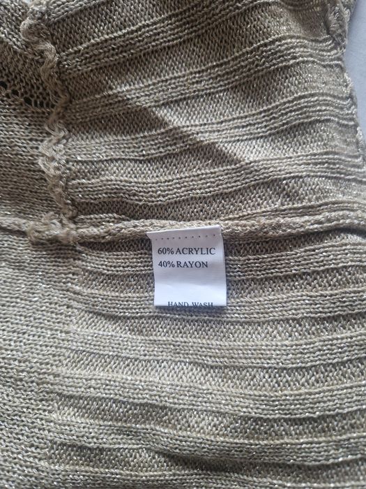 Sweter wiązany złoty
