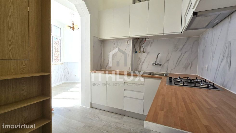 Apartamento T2 com 2 WC -Remodelado com vista rio na Graça