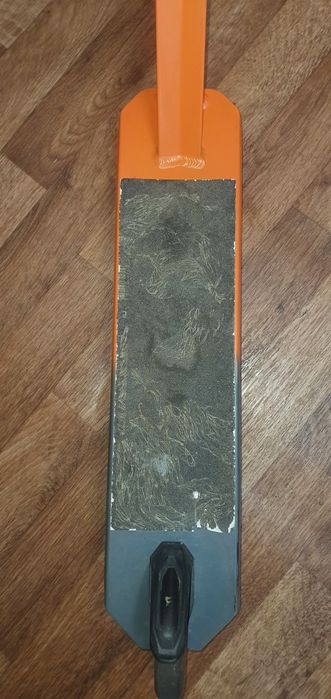 Трюковий самокат