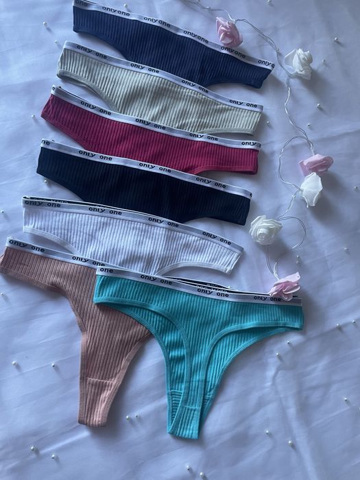 Стрінги в рубчик