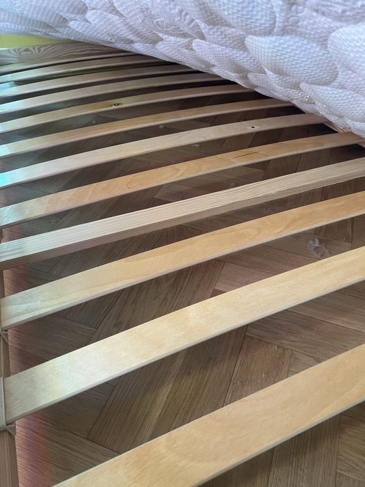 Łóżko piętrowe “DOMEK” 90x200 cm w b. dobrym stanie