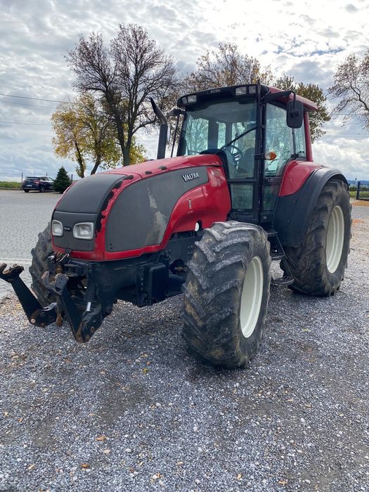 Valtra T130  Ciągnik VALTRA T 130