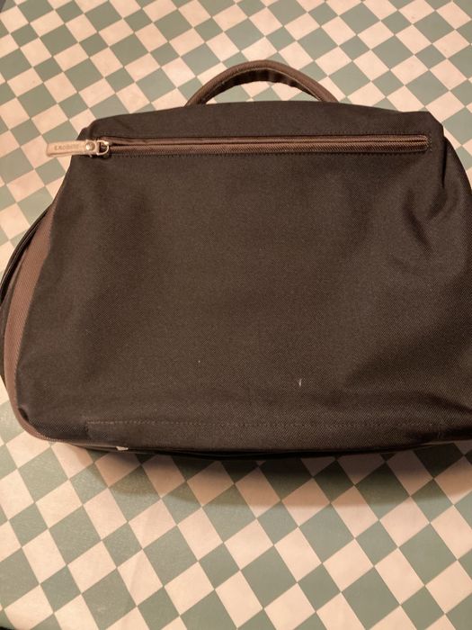 Mala lacoste  laptop