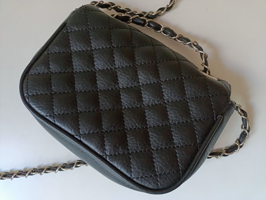Torebka typu Chanel chanelka. Stan idealny.
