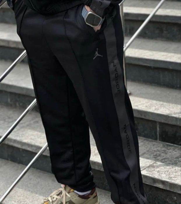ОРИГІНАЛ. Штани   Nike. JORDAN.  Essentials. Tracksuit Pants оригінал на   М.