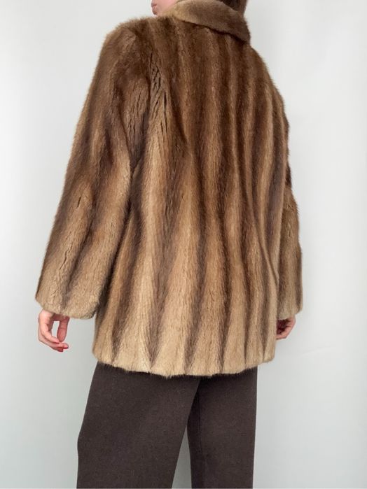 Натуральна шуба з сурка (дика норка)